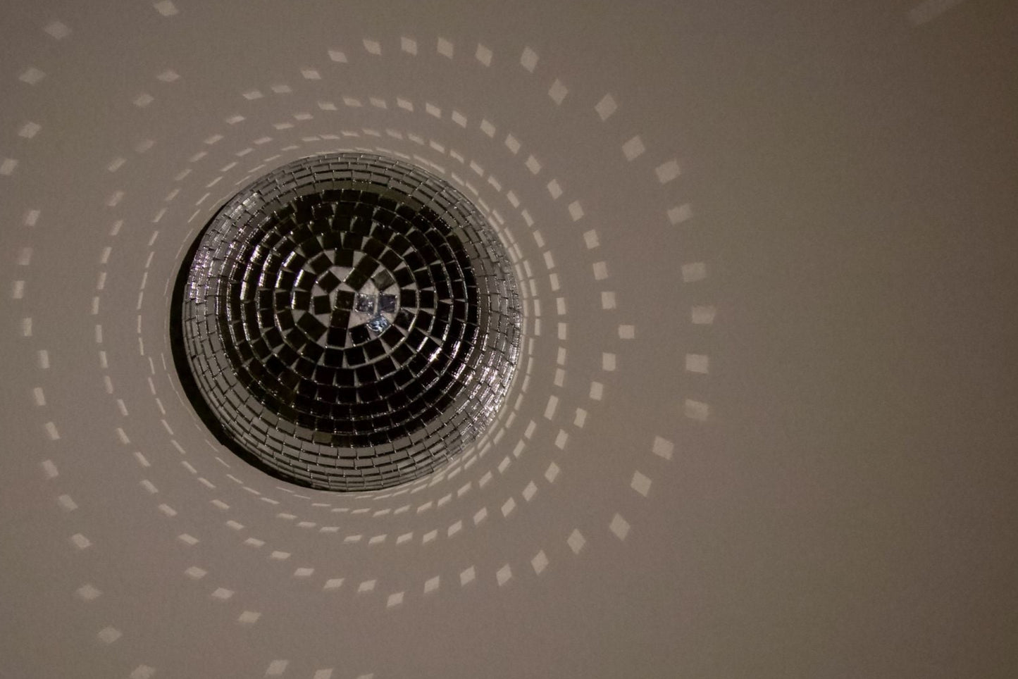 selbstklebende Wanddiscokugeln
